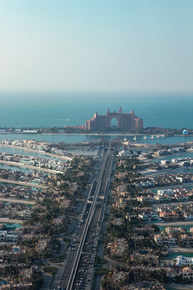 Explore Palm Jumeirah